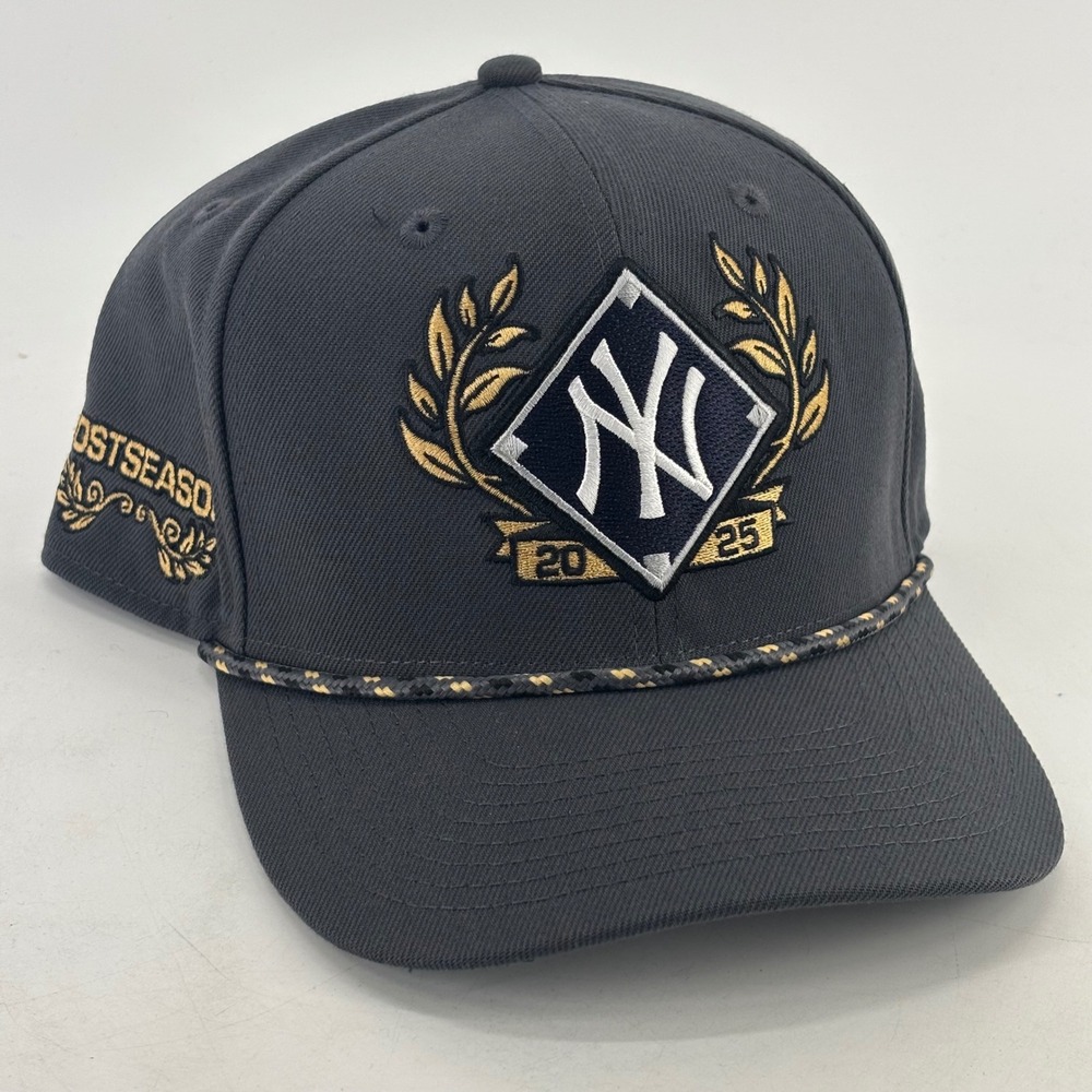 New Era New York Yankees Hat Mens OSFM Grey 2025 Postseason Rope Snapback Cap